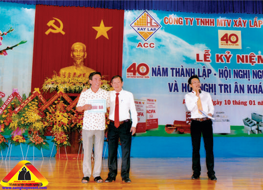 Tổ chức hội nghị khách hàng